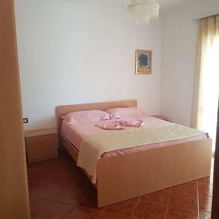 Big Apartment Orikum